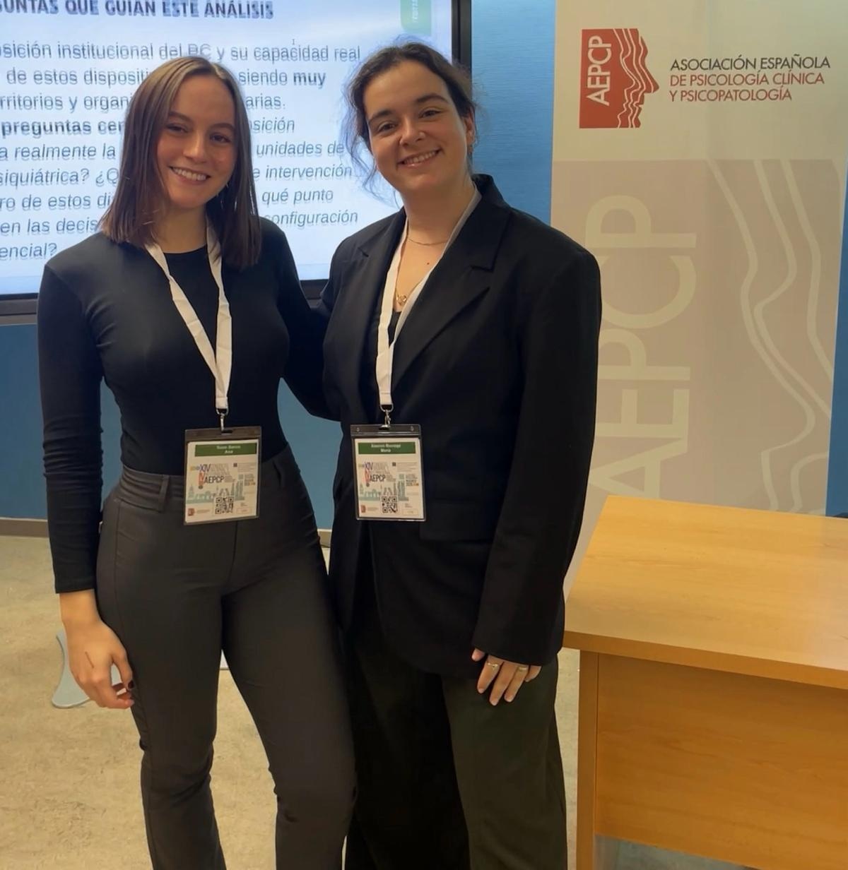 María Alarcón y Ana Sanz-García participan en el XIV Congreso Nacional y IV Internacional de la Asociación Española de Psicología Clínica y Psicopatología